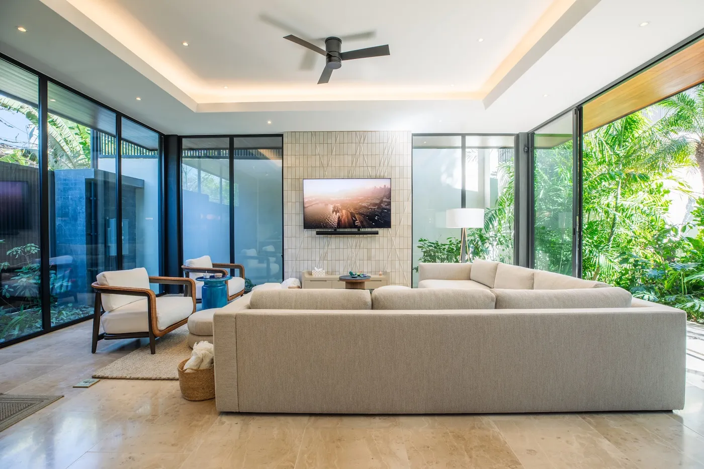 Rubio Azul villa modern living room, Guiones Norte Nosara